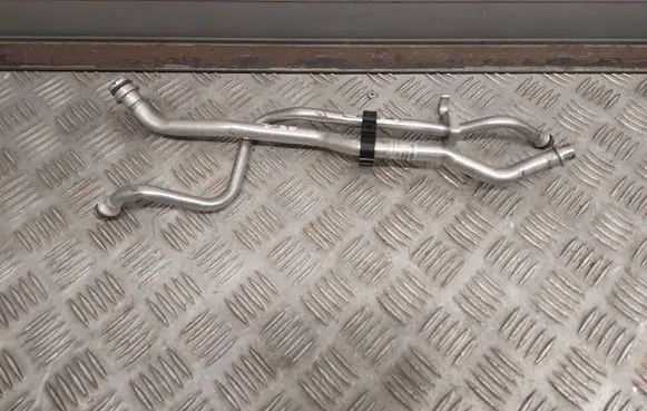 Audi A8 S8 D4 4H Air conditioning (A/C) pipe/hose 4H0820725 4H0820727