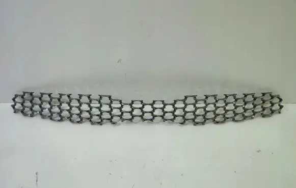 KIA Xceed Front bumper upper radiator grill