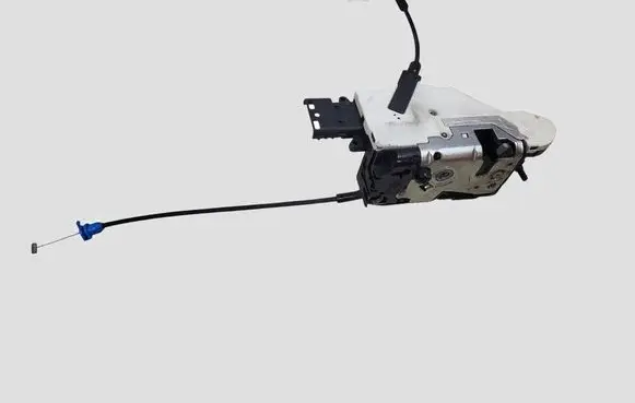 Citroen C4 I Picasso Front door lock 24097816 24095816
