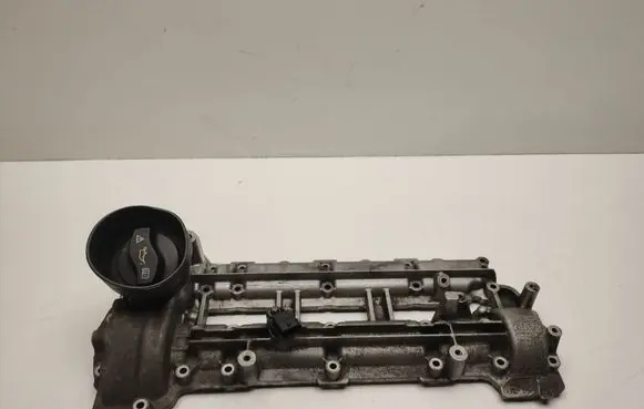 Mercedes-Benz E W212 Rocker cam cover A6420101630