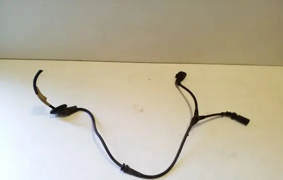 Volkswagen Eos Front ABS sensor wiring 1Q0927903G