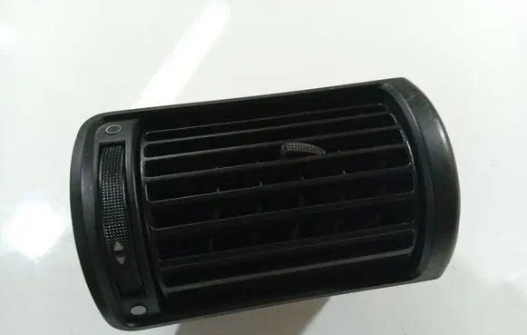 Audi A4 S4 B5 8D Dash center air vent grill 8D1820902