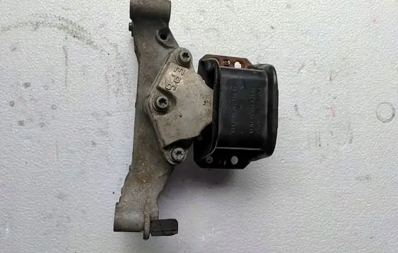 Peugeot 3008 I Engine