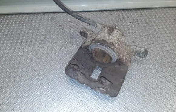 Honda Civic Front brake caliper