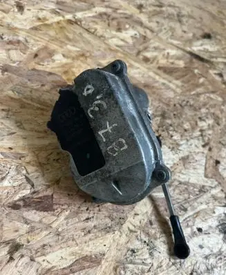 Audi A8 S8 D3 4E Intake manifold valve actuator/motor 059129086M 1045475S01 A2C53308513