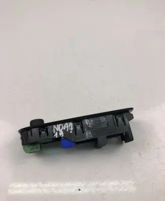 Volkswagen Up Electric window control switch 1S0867255G