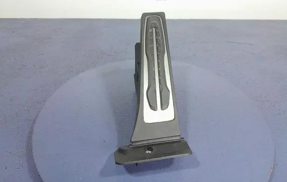 Alpine B3 B4 B5 B6 E90 E91 E92 E93 Accelerator throttle pedal 6889820