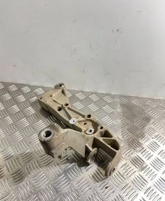 Skoda Octavia Mk2 (1Z) Front subframe 1K0199296F