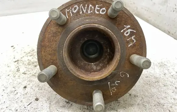 Ford Mondeo MK V Rear wheel hub