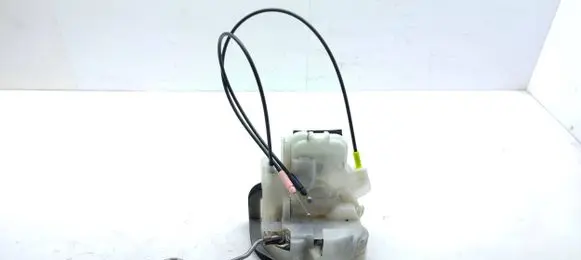 Subaru Forester SH Front door lock