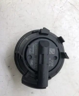 Volkswagen Golf VII Airbag deployment crash/impact sensor 5Q0959354