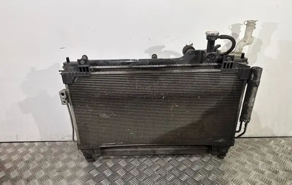 Mitsubishi Outlander Radiator set 92100B212C