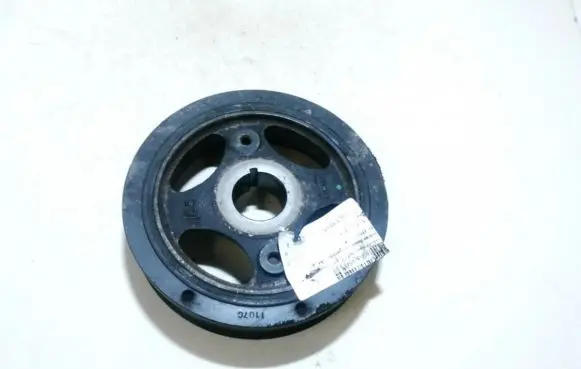 Toyota Auris 150 Crankshaft pulley 1107c 134080r011