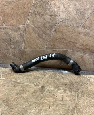 Mercedes-Benz E W211 Engine coolant pipe/hose A2118300596