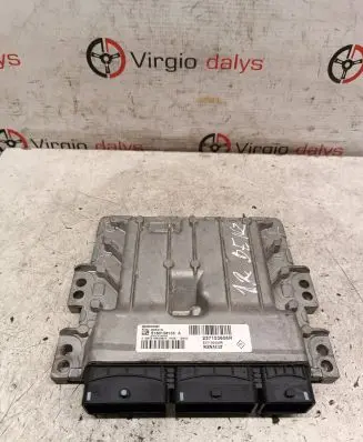 Renault Captur Engine control unit/module 237103333R 237103606R S180158135A