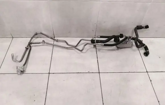 Mercedes-Benz E W238 Gearbox oil cooler pipe/hose A0995001900