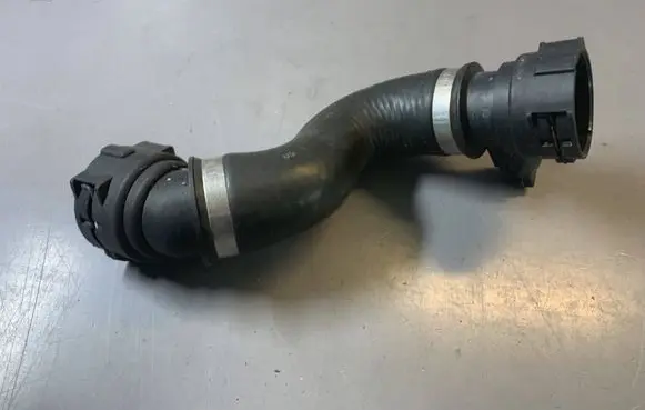 BMW 5 E60 E61 Coolant pipe/hose 7521778 10305924 17127521778