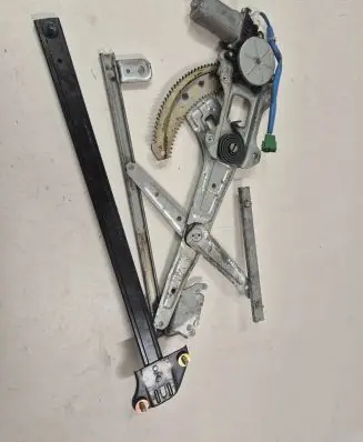 Subaru Forester SG Front door window regulator with motor 407160