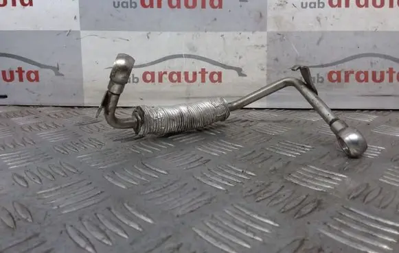 Audi Q3 8U Engine coolant pipe/hose