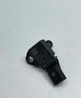 Audi Q7 4M Sensor 06E906051AC 0261232031 331117T182912
