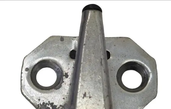 Mercedes-Benz E W210 Front door lock loop/hook striker 