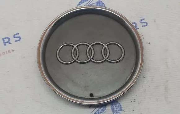Audi A3 S3 A3 Sportback 8P Original wheel cap 8L0601165A