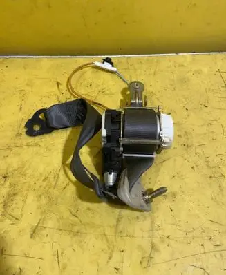 Renault Modus Rear seatbelt