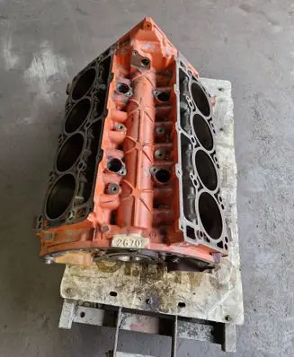 Dodge Challenger Engine block