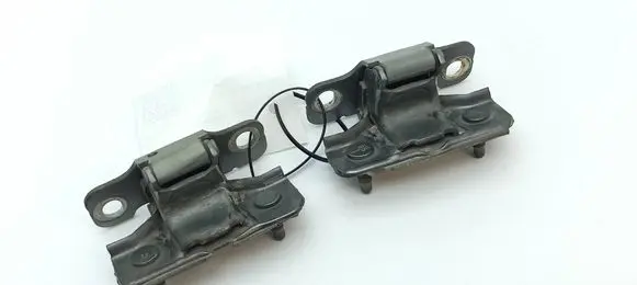 Chrysler 300 - 300C Tailgate/trunk/boot hinge