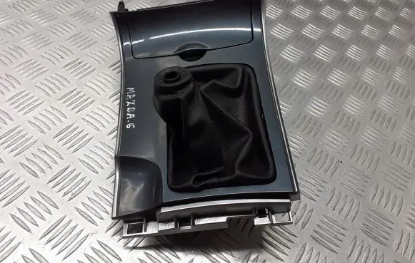 Mazda 6 Gear shifter surround trim plastic K4366