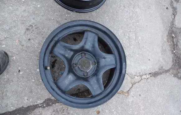 Renault Clio V R16 steel rim 403009334R