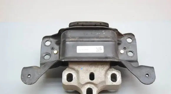 Skoda Octavia Mk3 (5E) Engine mount bracket 5Q0199555BJ