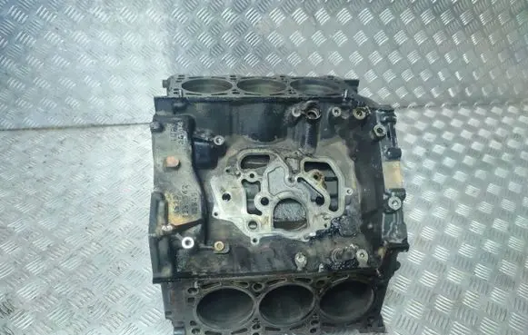 Audi A4 S4 B5 8D Engine block BMK