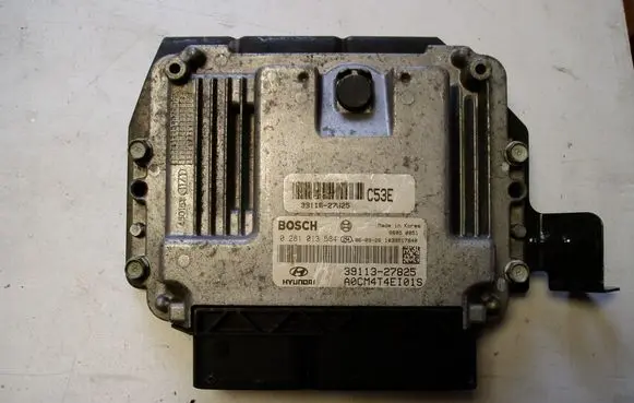 Hyundai Santa Fe Engine control unit/module 0281013584 3911327825 A0CM4T4EI01S