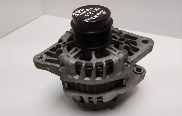 Hyundai ix20 Generator/alternator 373002B700