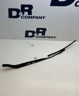 DS Automobiles 3 Crossback Front wiper blade arm 9822931880