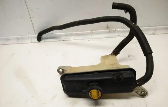 Toyota RAV 4 (XA30) Coolant expansion tank/reservoir