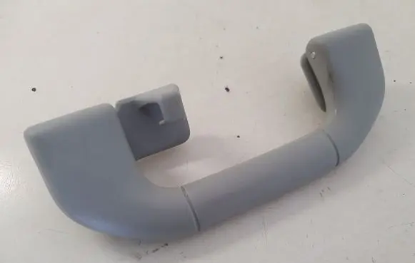 Mercedes-Benz E W212 Rear interior roof grab handle A2048100151