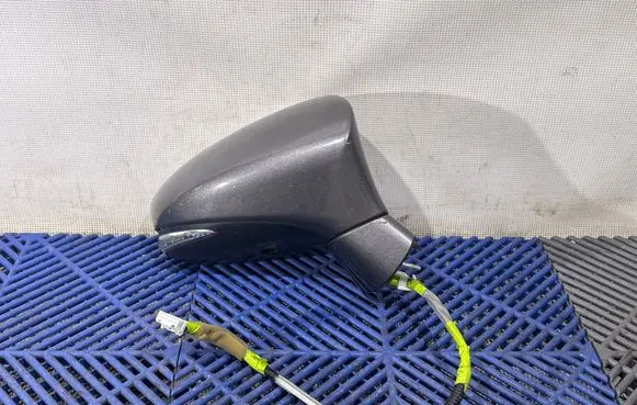 Lexus CT 200H Front door electric wing mirror E13037486 E13027486