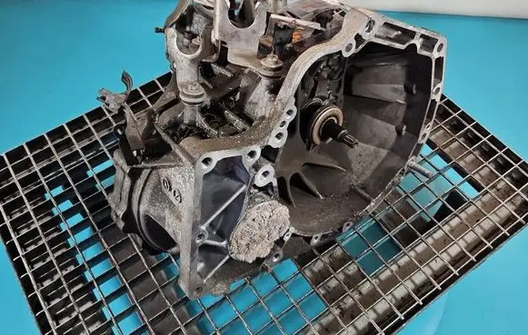 Suzuki Vitara (LY) Manual 5 speed gearbox ZFD IMPRK1545338