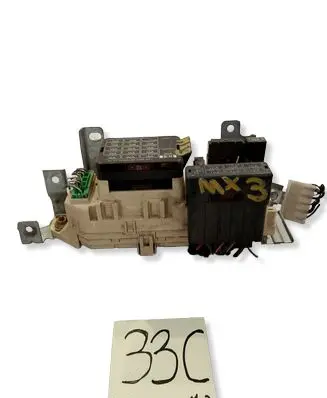 Mazda MX-3 Fuse box set B05A66730