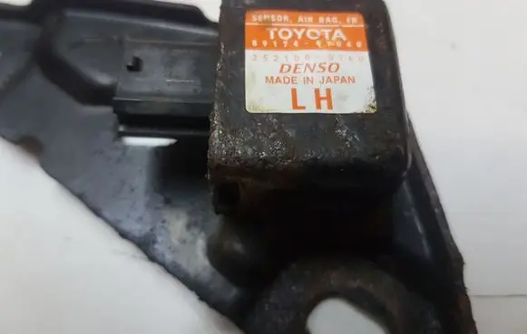 Toyota Prius (XW20) Airbag deployment crash/impact sensor 8917447040