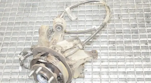 Subaru Forester SJ Rear wheel hub