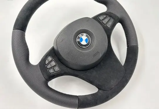 BMW X3 E83 Steering wheel