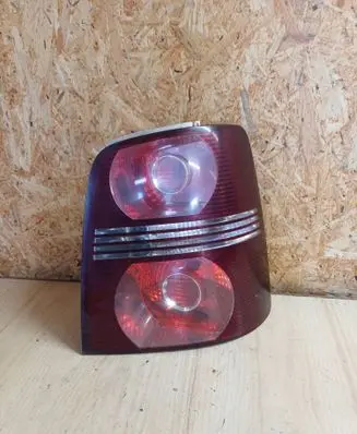 Volkswagen Touran I Rear/tail lights 1T0945096N 1T0945112K