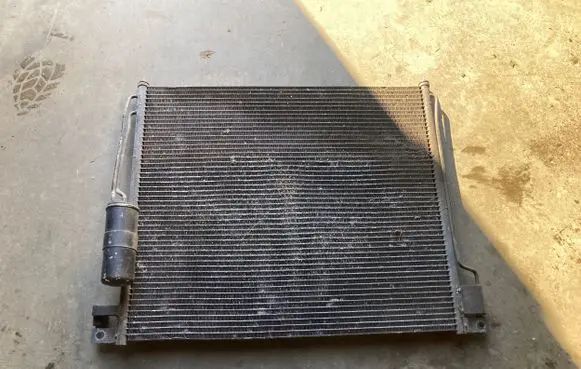 A/C cooling radiator (condenser)