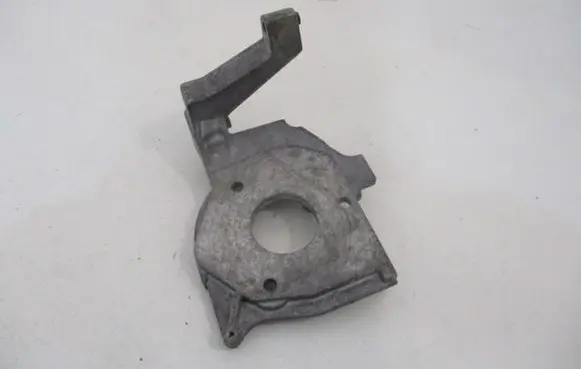 Citroen C4 Grand Picasso Engine mounting bracket 9654959880
