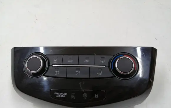 Nissan Qashqai Climate control unit 275004BE0D