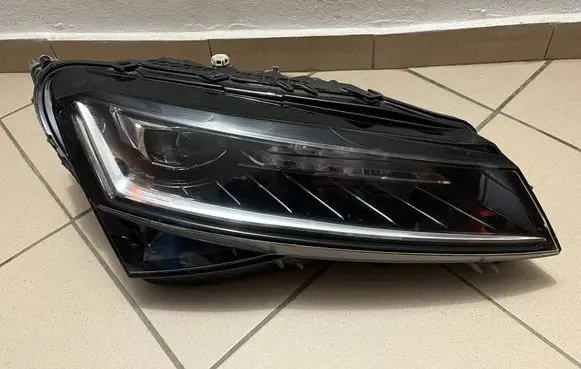 Skoda Superb B8 (3V) Headlight/headlamp 3V1941016D