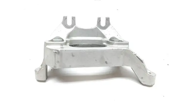 Dacia Sandero Gearbox mounting bracket 112535643R